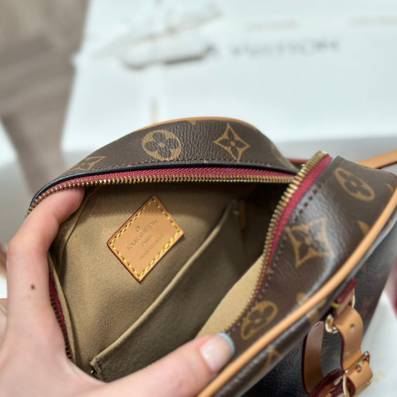 Round Medium Handbag