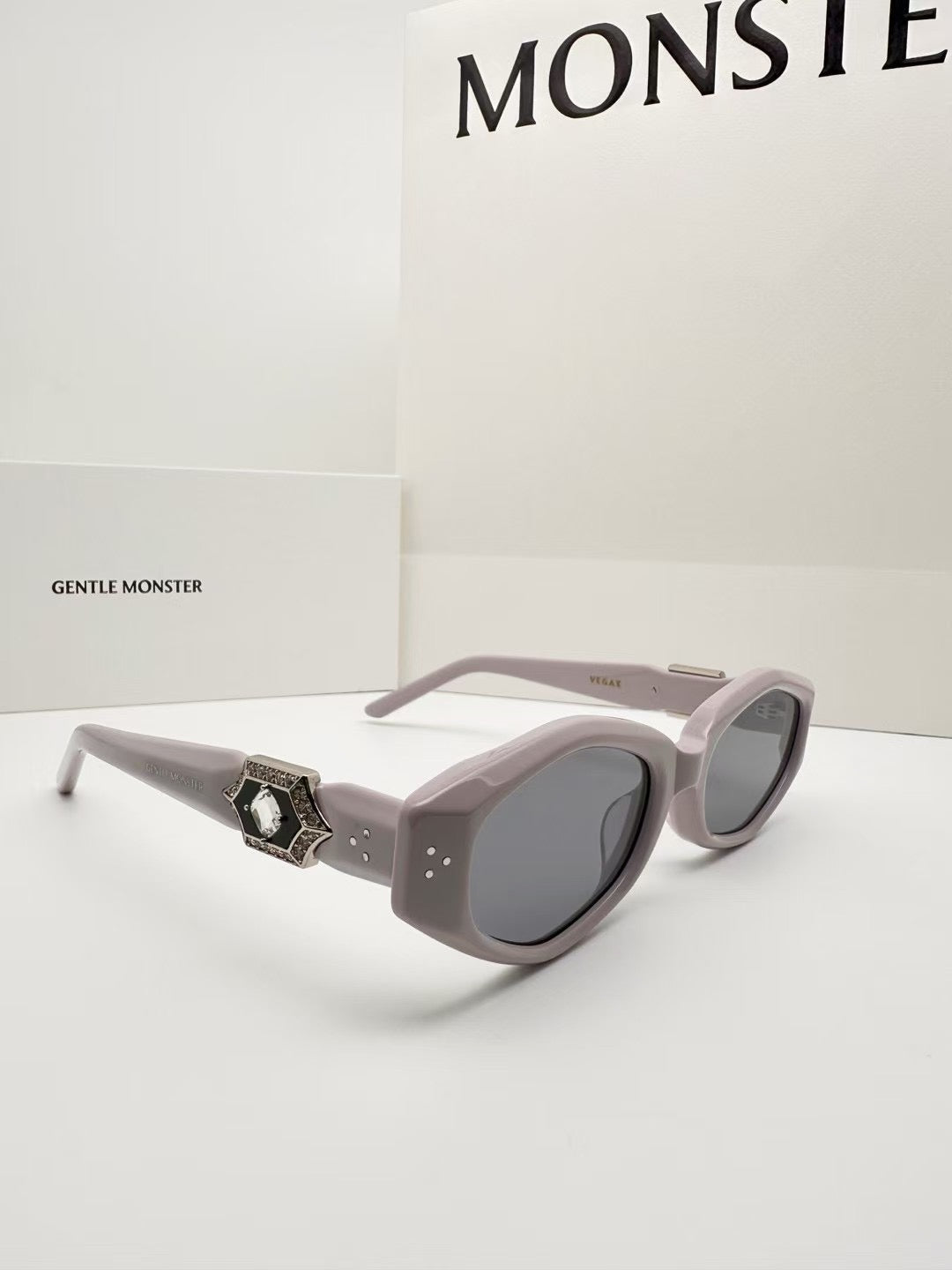 Limited Edition! Jewelry Series Sunglasses!