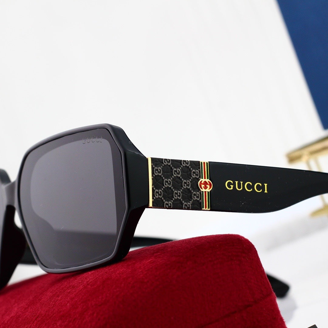 4 colors of fashionable and popular sunglasses 6517
