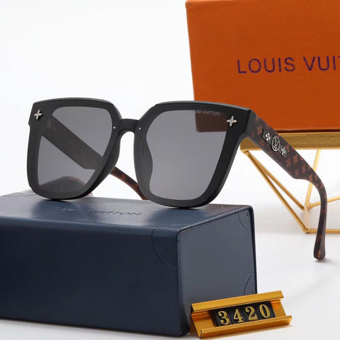 4 Colors Fashion Sunglasses  3420