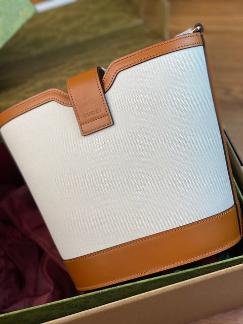 BUCKET SHOULDER BAG
